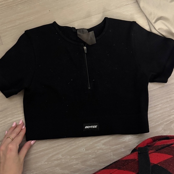 Bo+Tee Tops - Bo+tee Black Crop Top